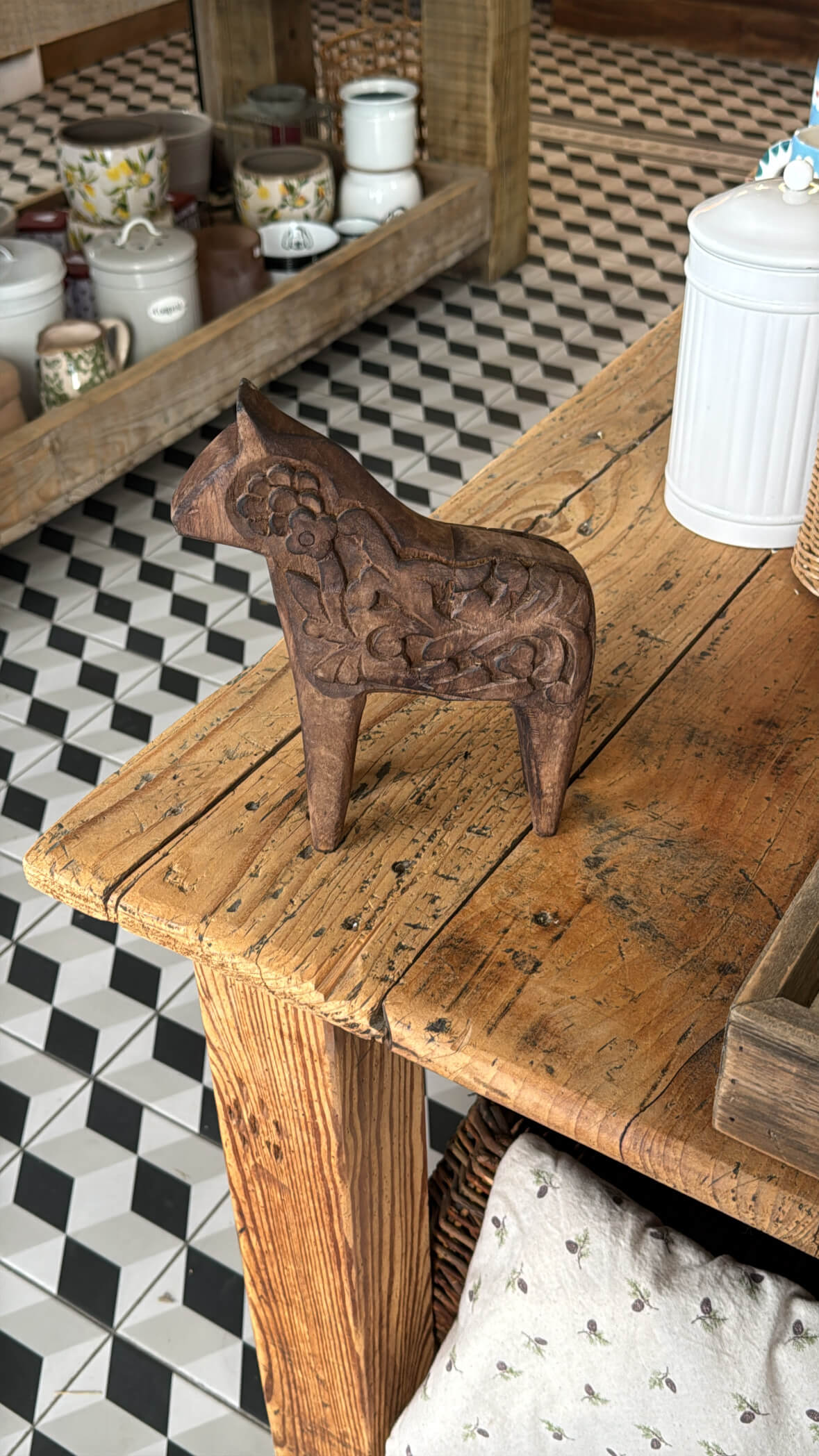 Cheval FALE marron – Image 3
